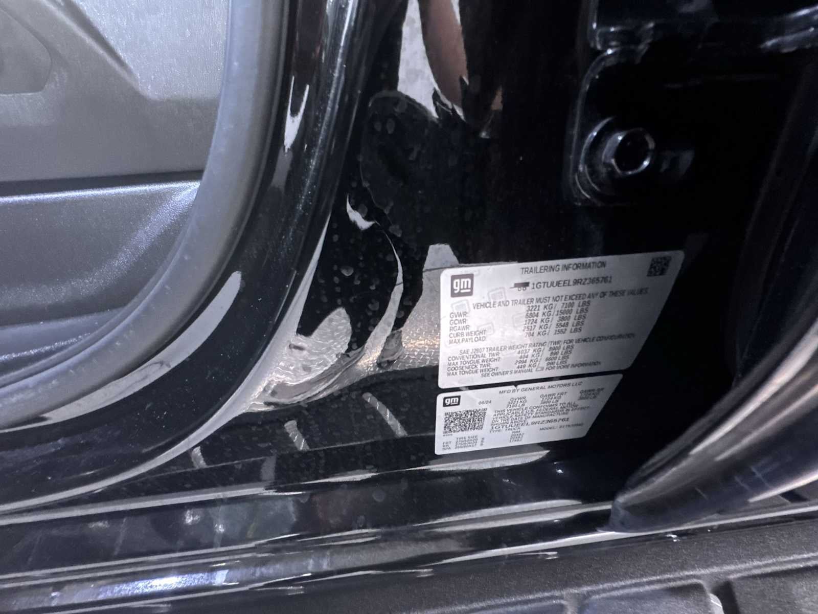 2024 GMC Sierra 1500 AT4