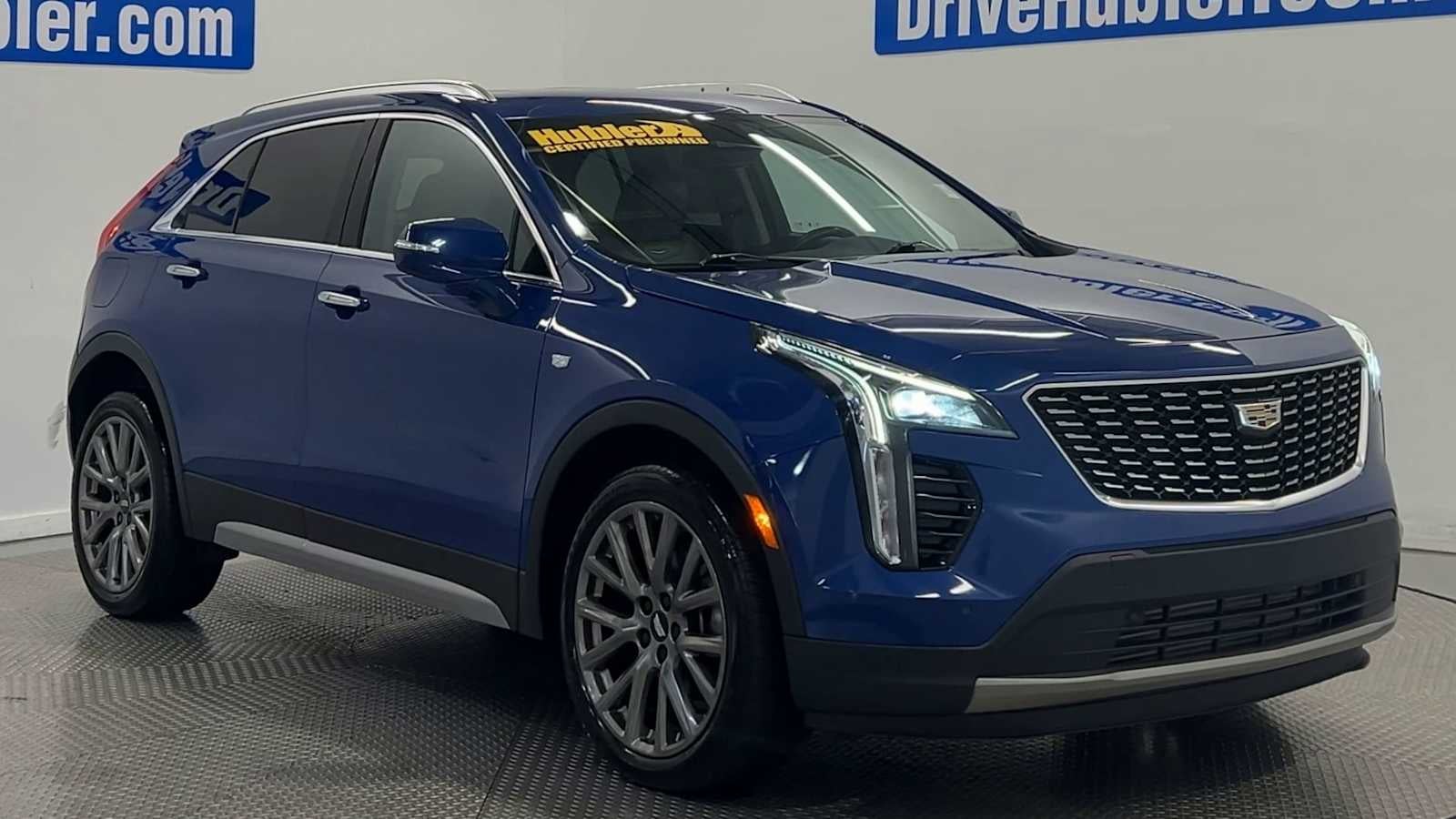 2021 Cadillac XT4 AWD Premium Luxury