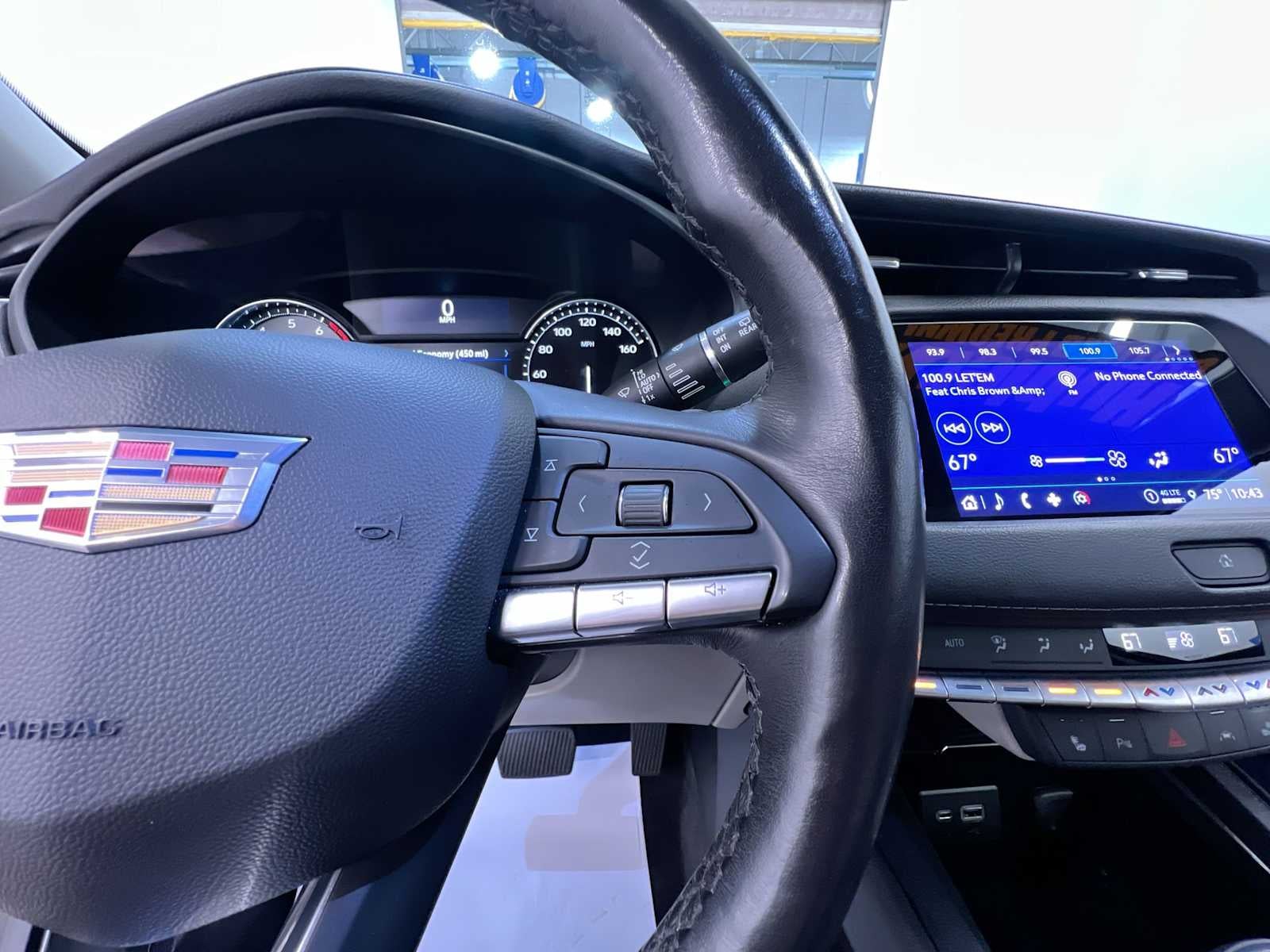 2021 Cadillac XT4 AWD Premium Luxury