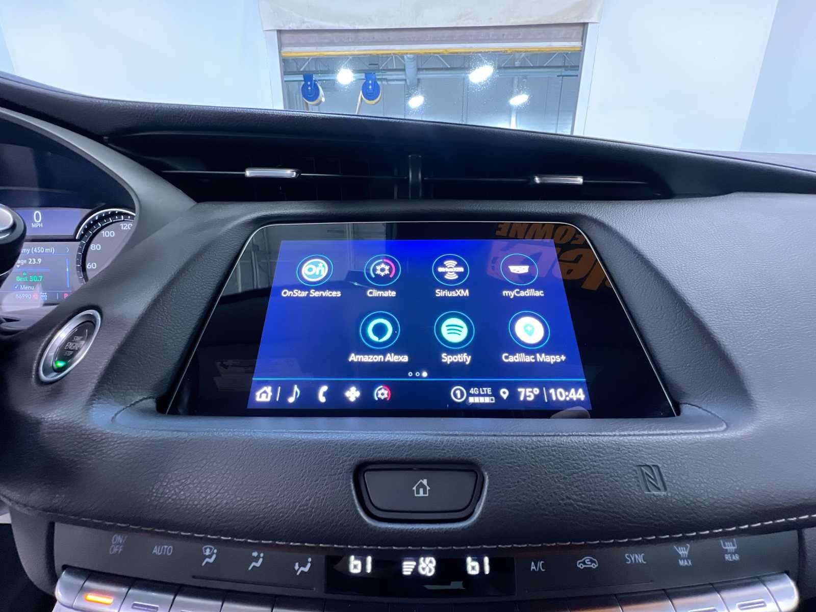 2021 Cadillac XT4 AWD Premium Luxury