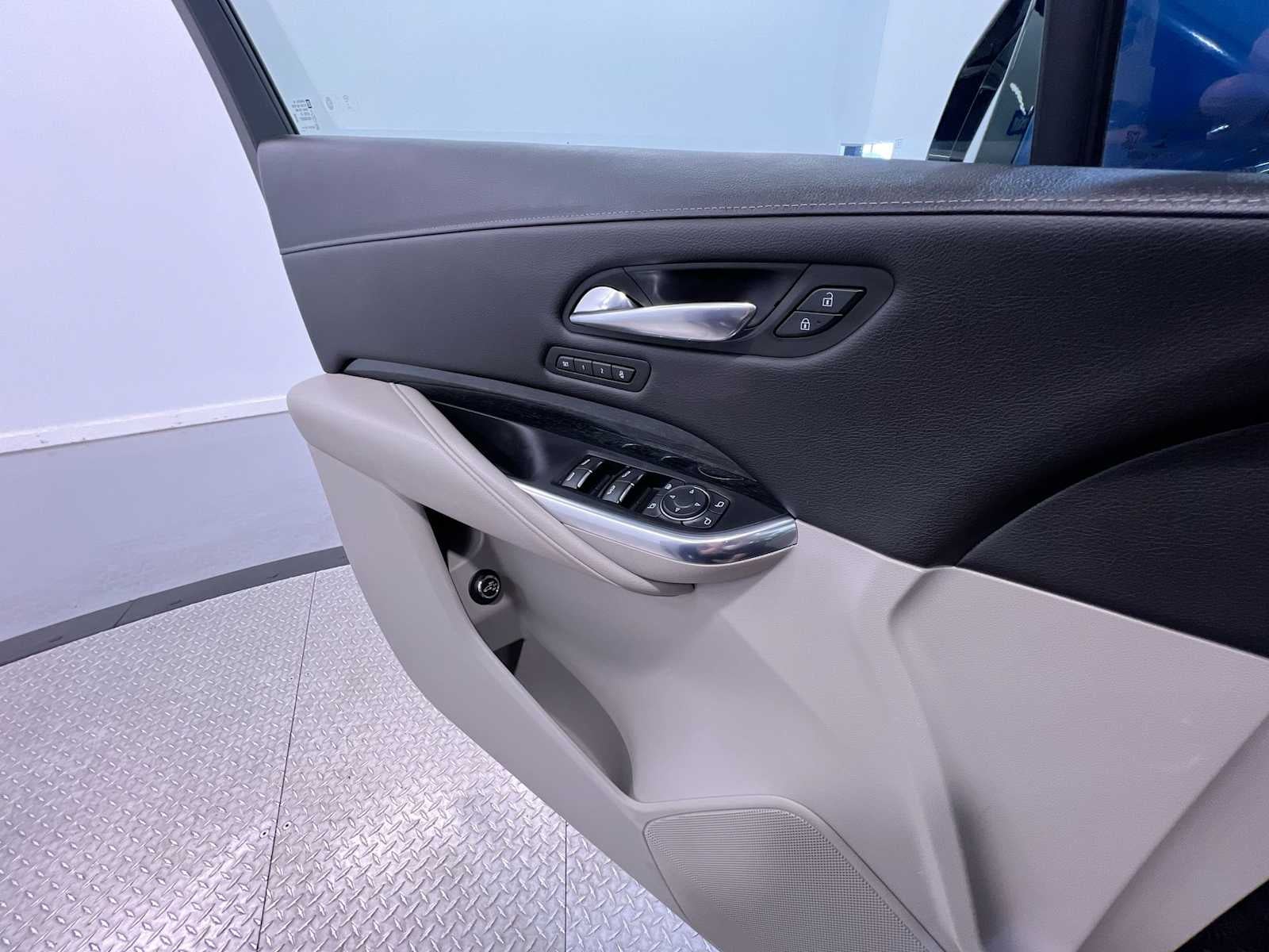 2021 Cadillac XT4 AWD Premium Luxury