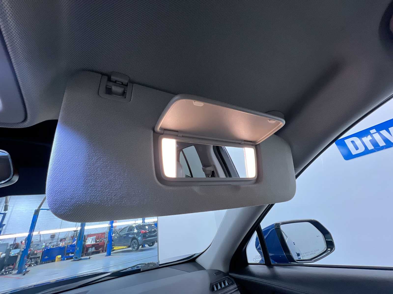 2021 Cadillac XT4 AWD Premium Luxury