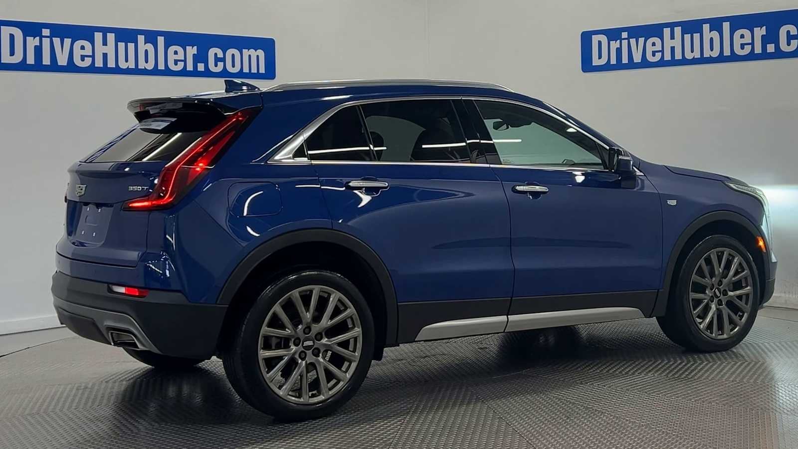 2021 Cadillac XT4 AWD Premium Luxury