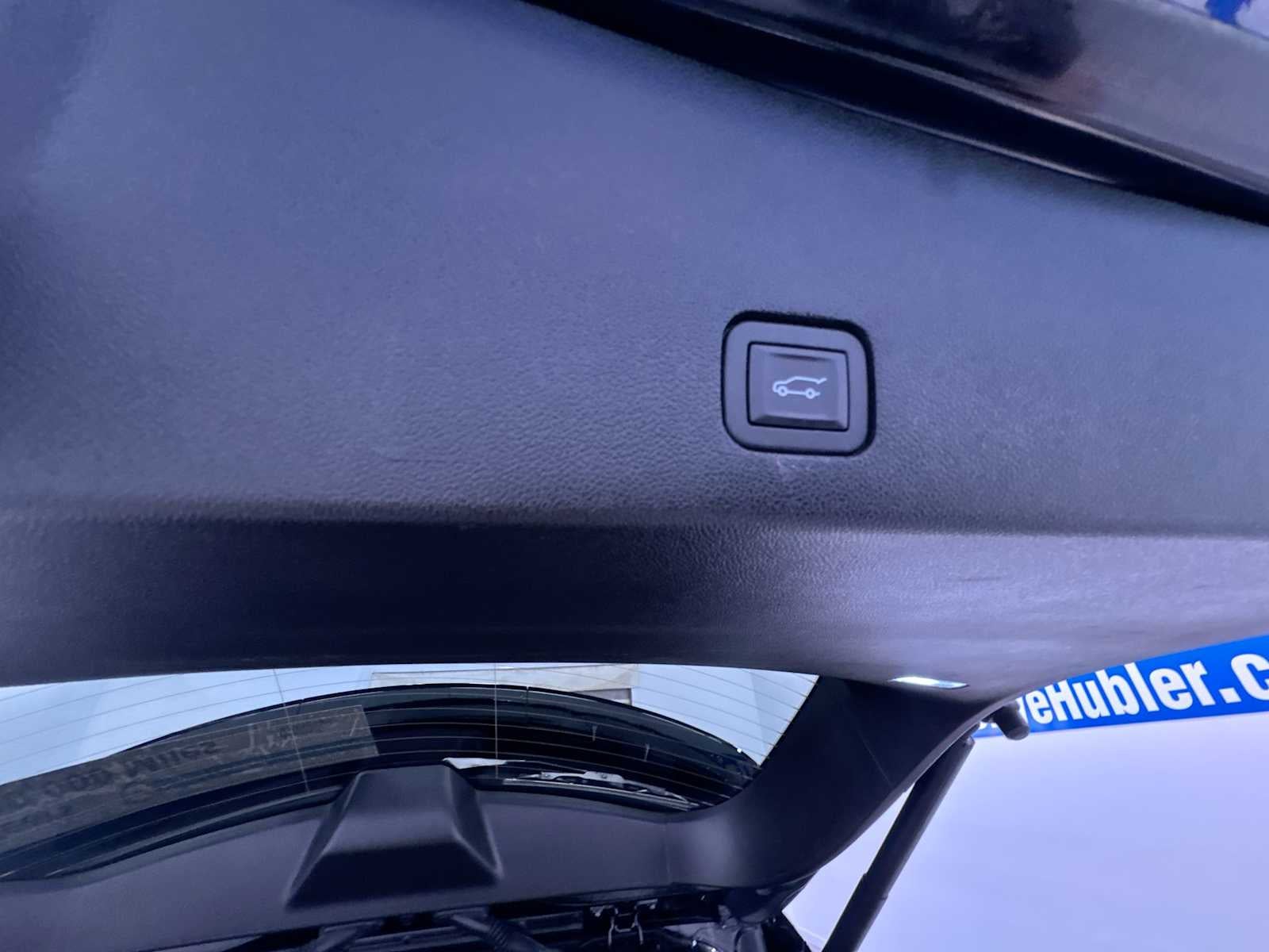 2025 Cadillac XT6 FWD Premium Luxury