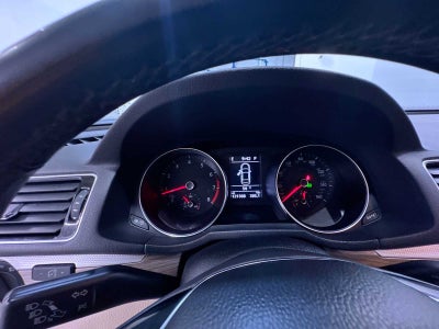 2016 Volkswagen Passat 1.8T SE