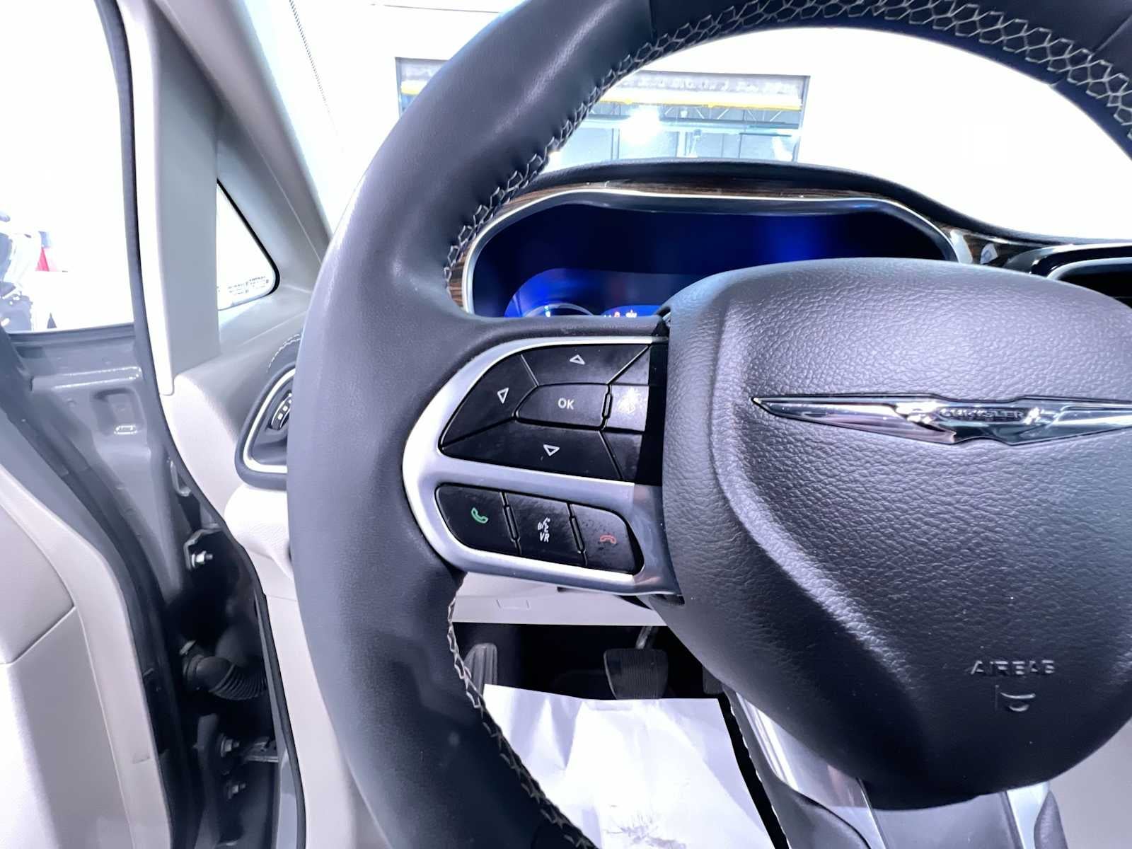 2022 Chrysler Pacifica Hybrid Limited