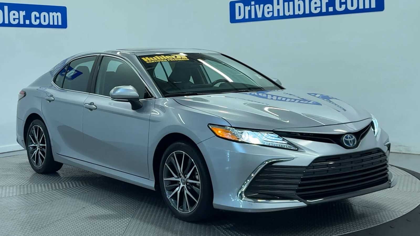 2024 Toyota Camry Hybrid XLE