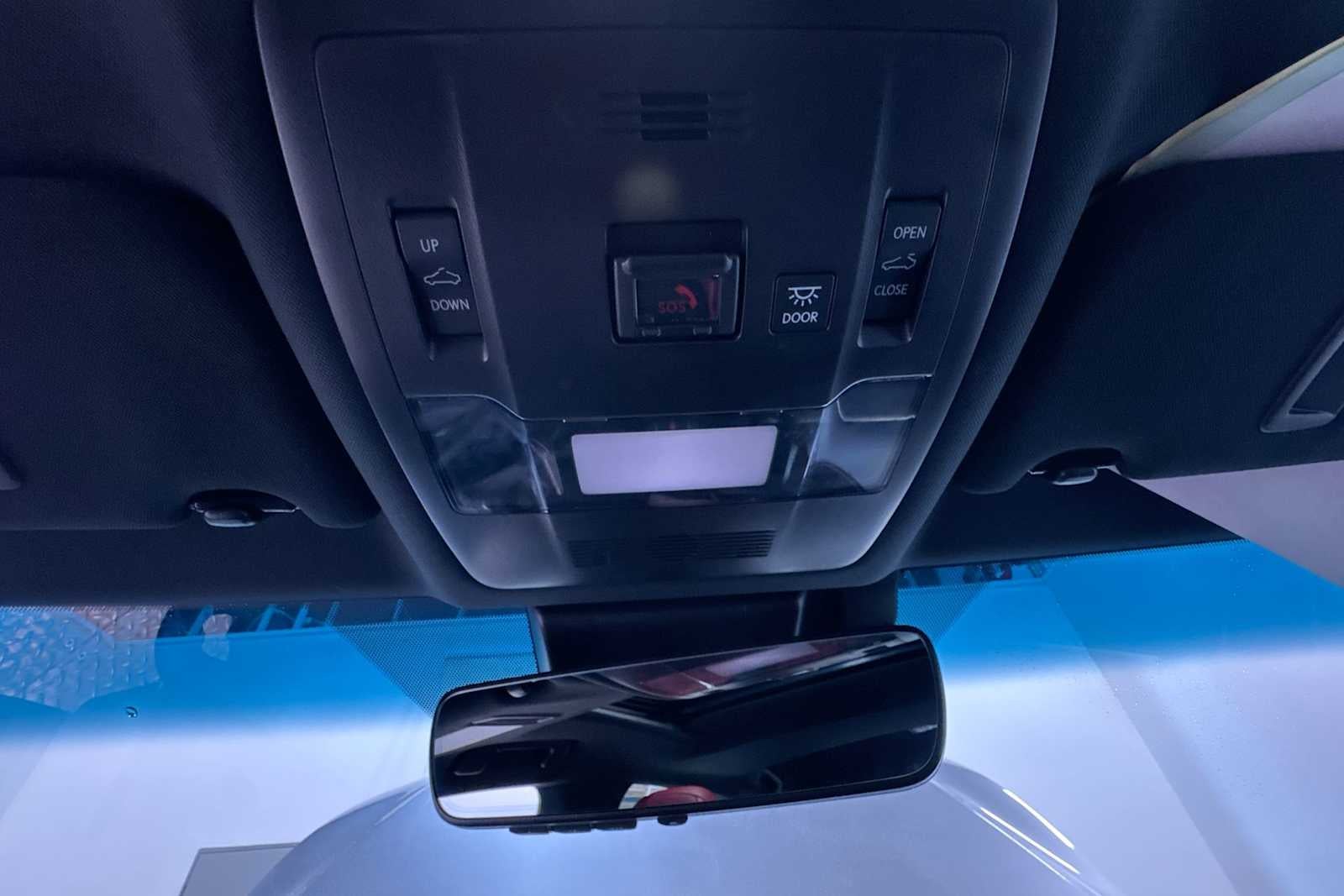 2023 Lexus ES F SPORT Handling