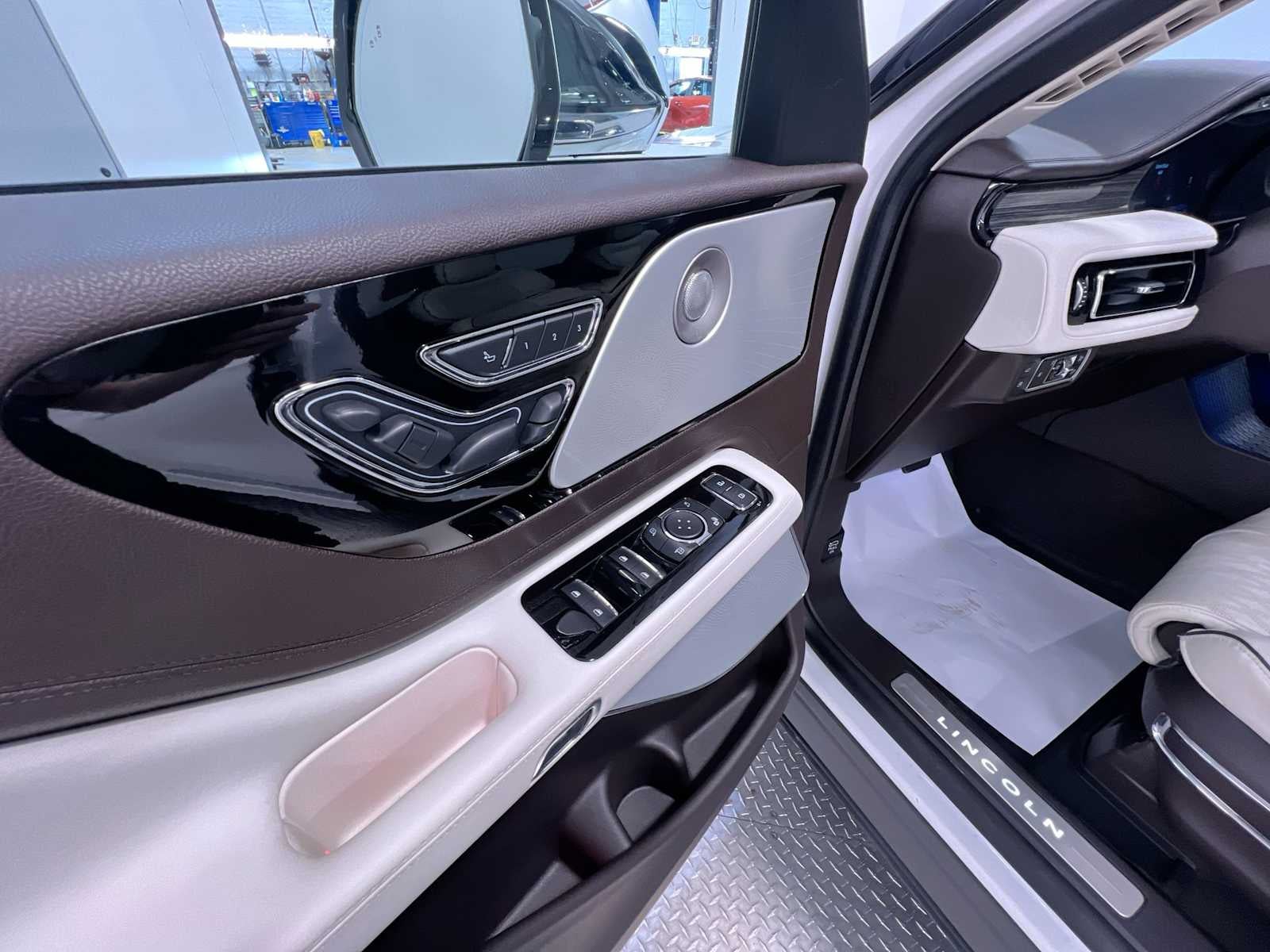 2020 Lincoln Aviator Black Label Grand Touring
