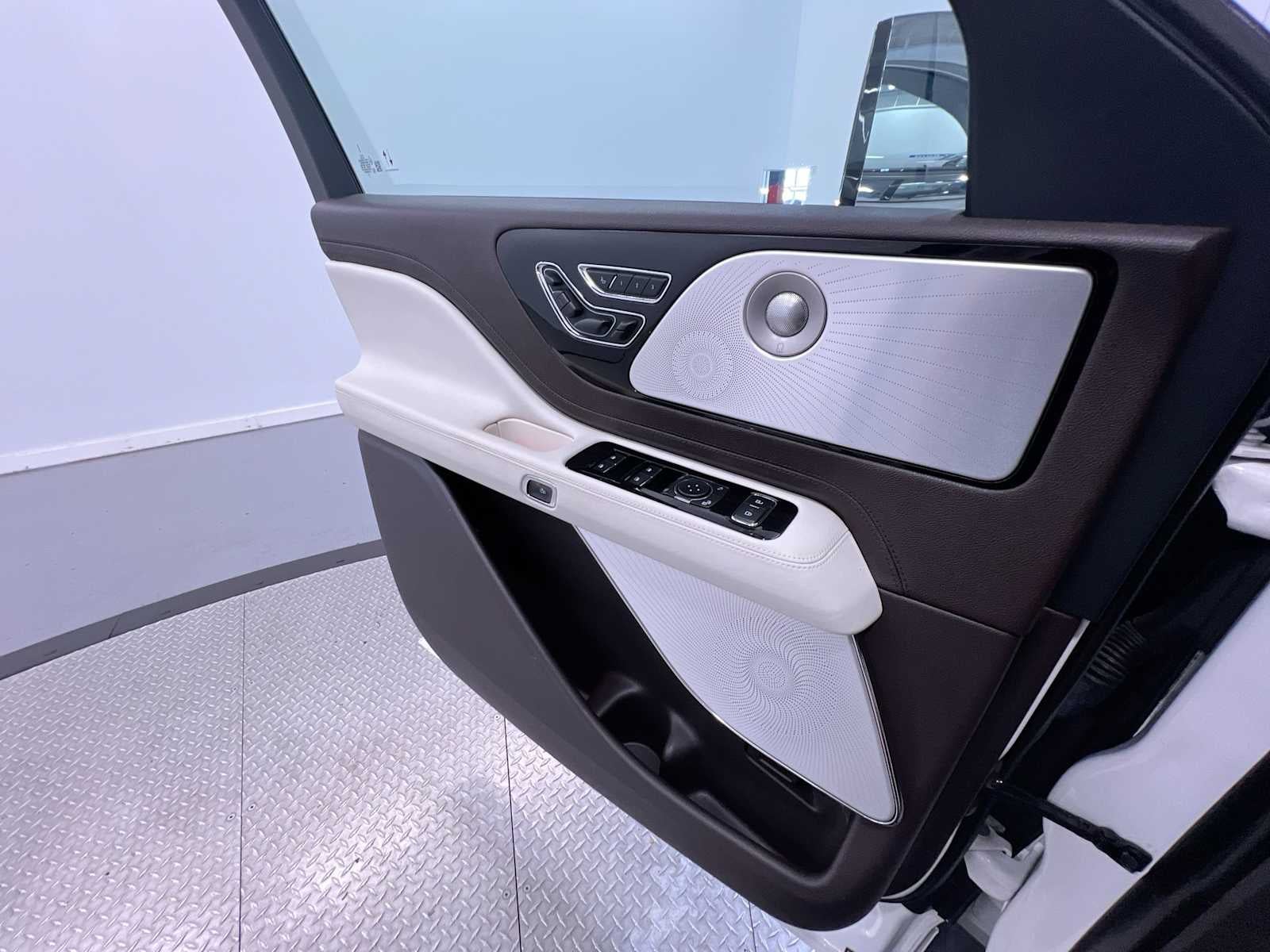 2020 Lincoln Aviator Black Label Grand Touring