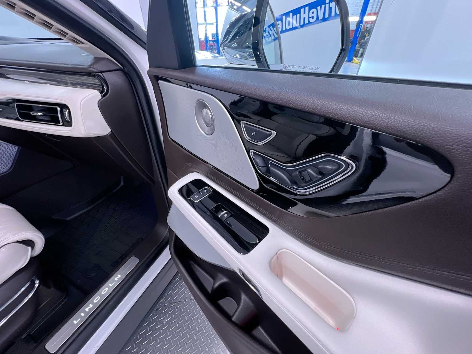 2020 Lincoln Aviator Black Label Grand Touring