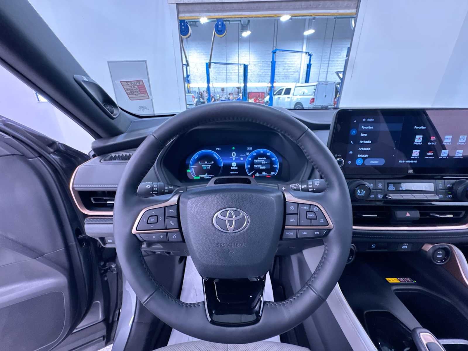 2025 Toyota Grand Highlander Hybrid MAX Platinum