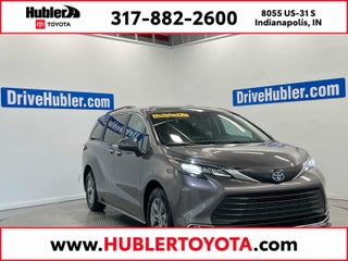 2024 Toyota Sienna XLE
