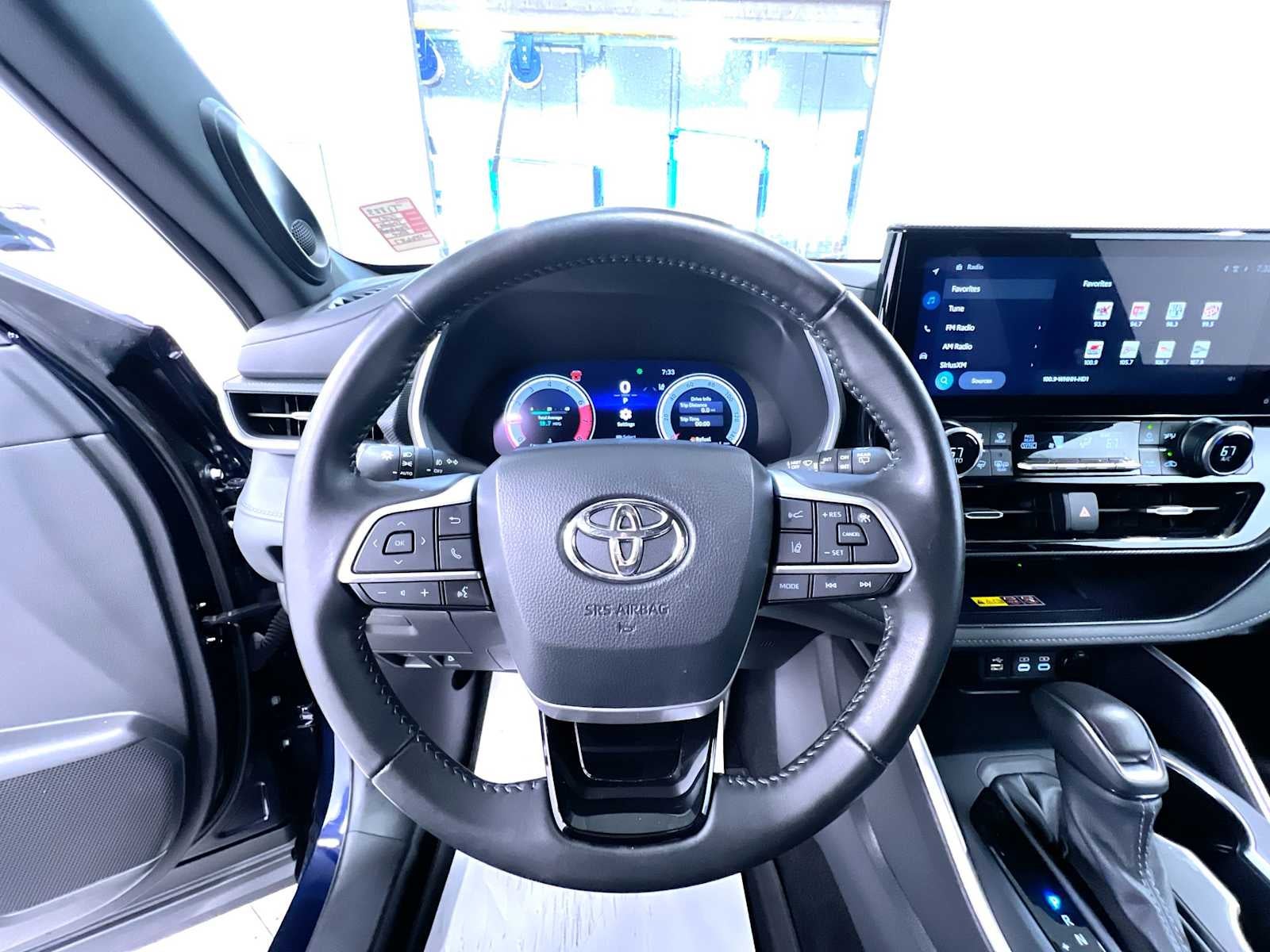 2025 Toyota Highlander XSE