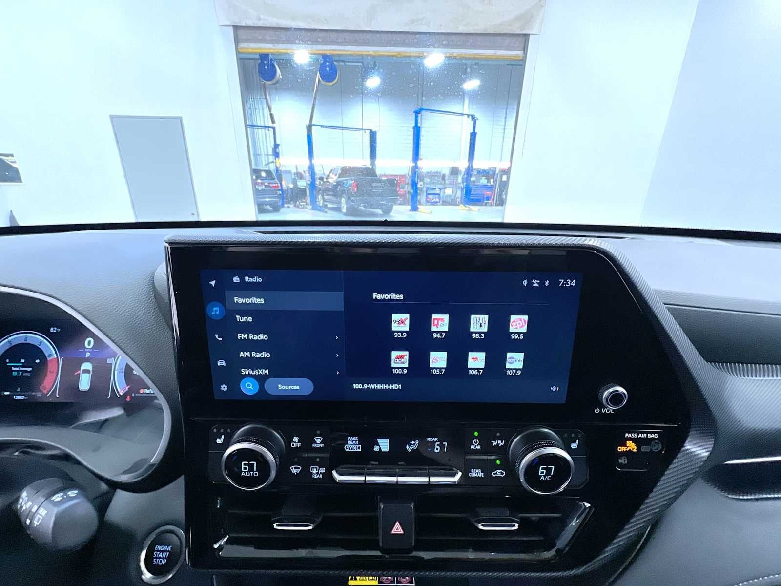 2025 Toyota Highlander XSE