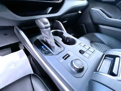 2025 Toyota Highlander XSE