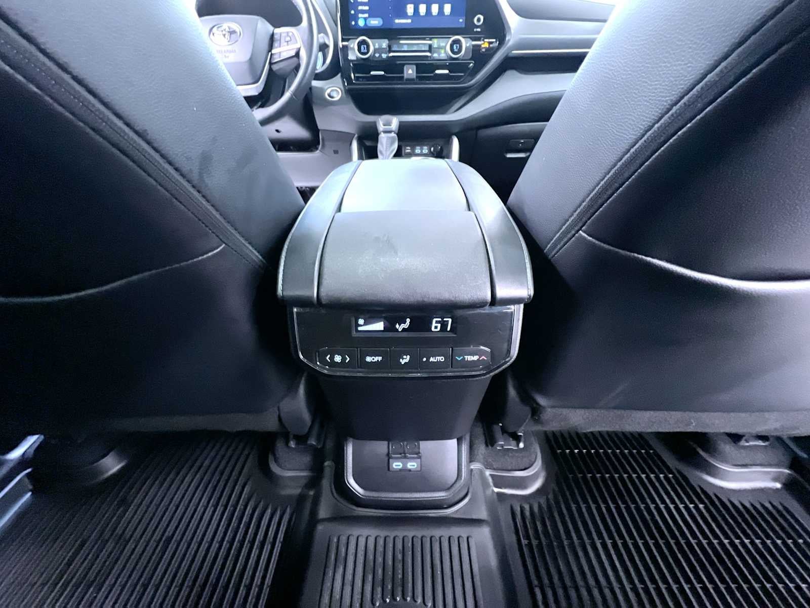 2025 Toyota Highlander XSE