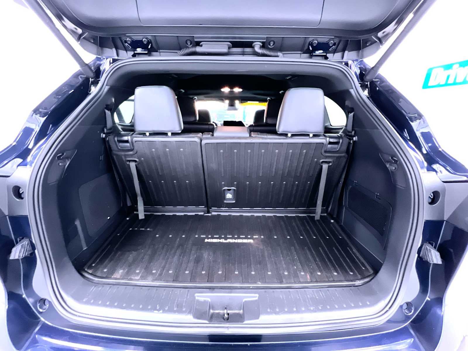 2025 Toyota Highlander XSE