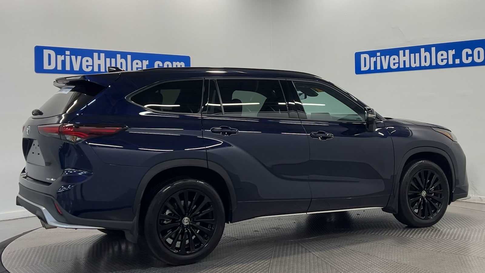 2025 Toyota Highlander XSE