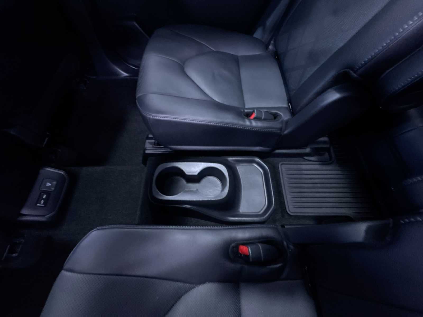 2024 Toyota Highlander Platinum