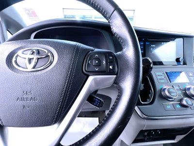 2015 Toyota Sienna XLE