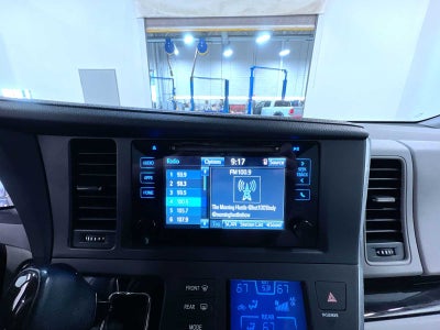2015 Toyota Sienna XLE