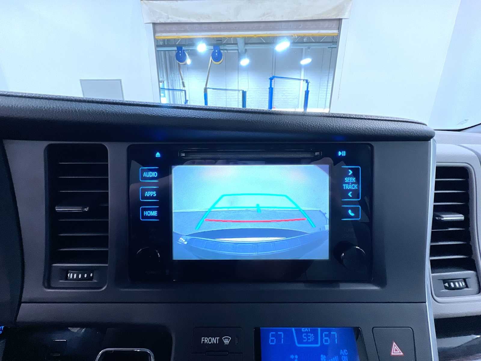 2015 Toyota Sienna XLE