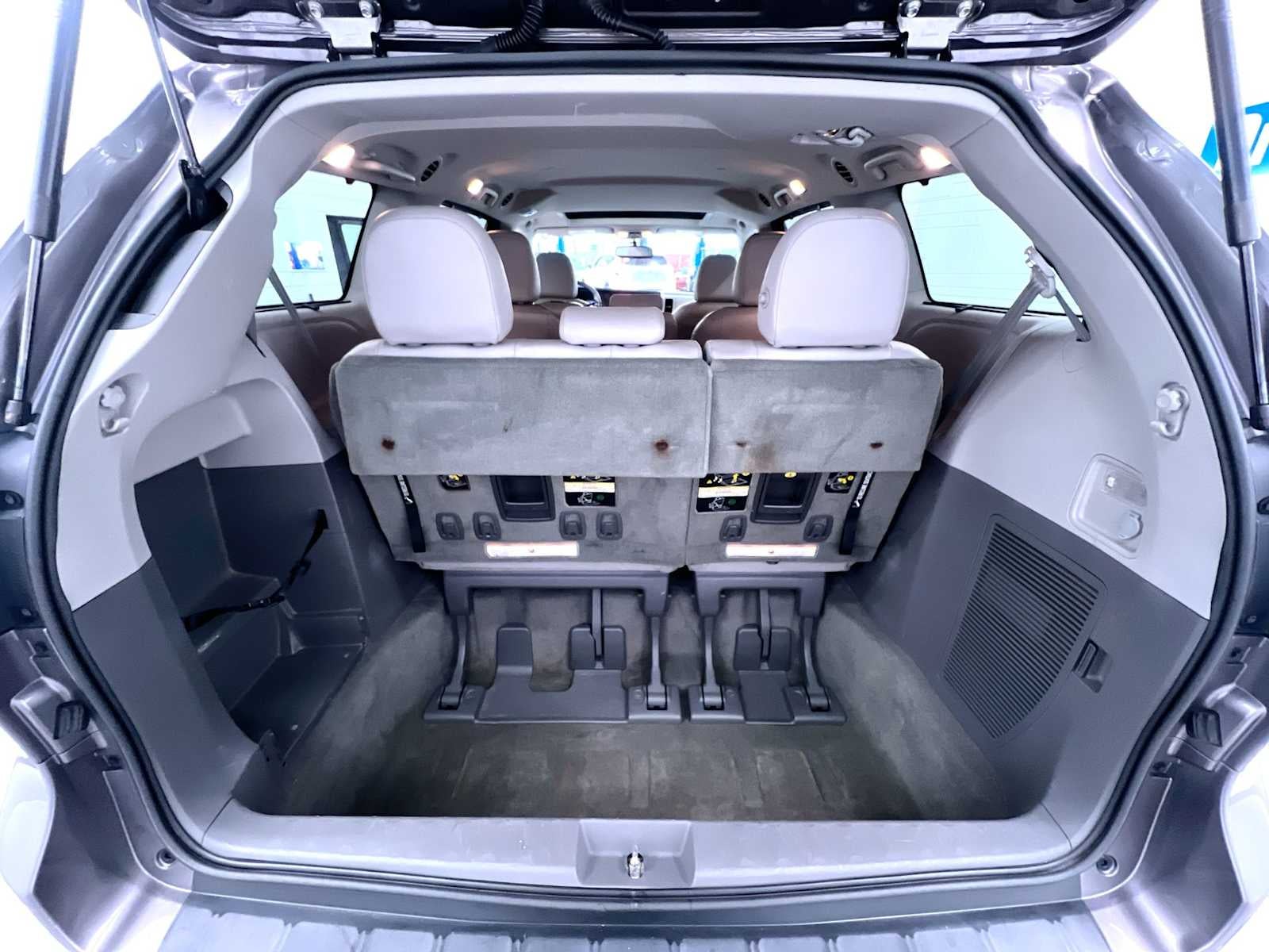 2015 Toyota Sienna XLE
