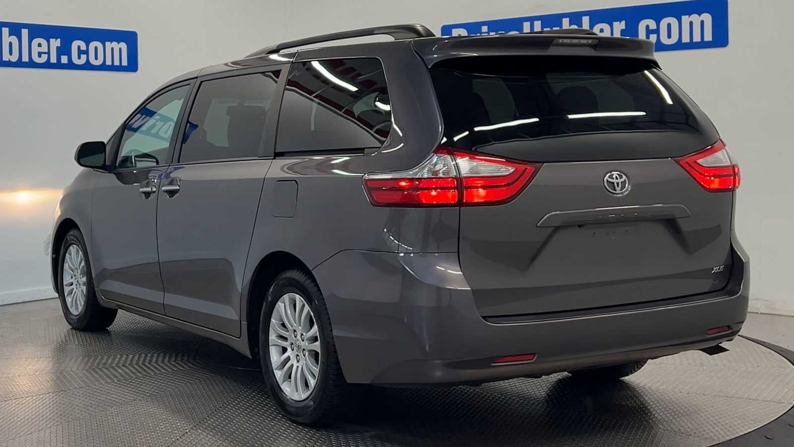 2015 Toyota Sienna XLE