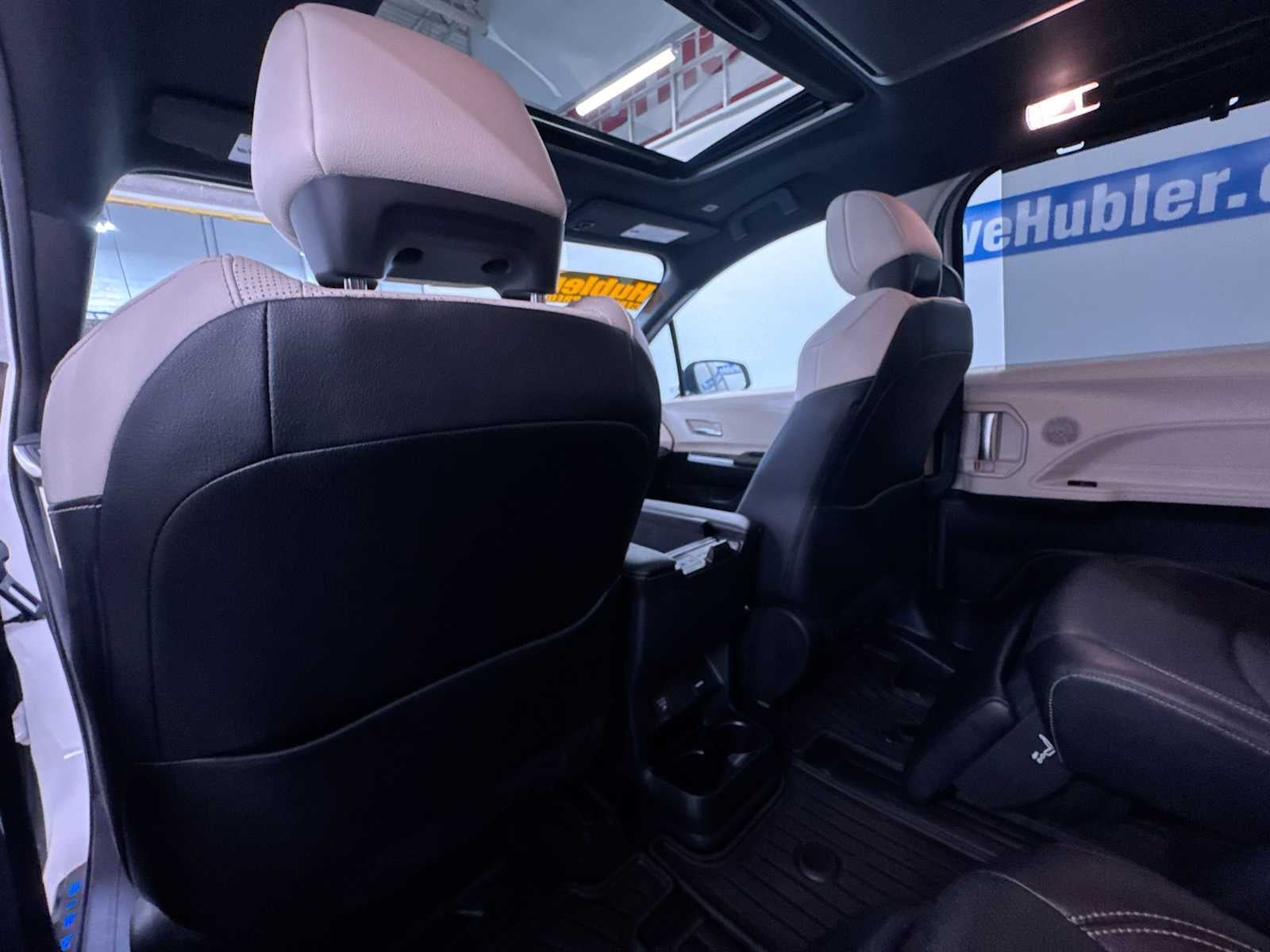 2025 Toyota Sienna Limited