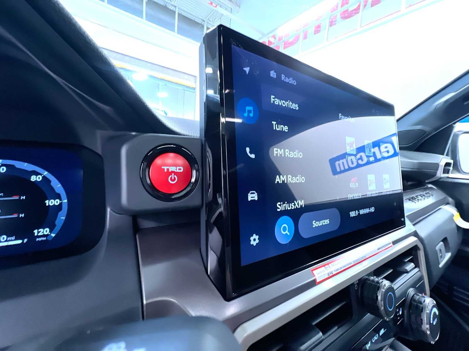 2026 Toyota Tacoma i-FORCE MAX Tacoma TRD Sport