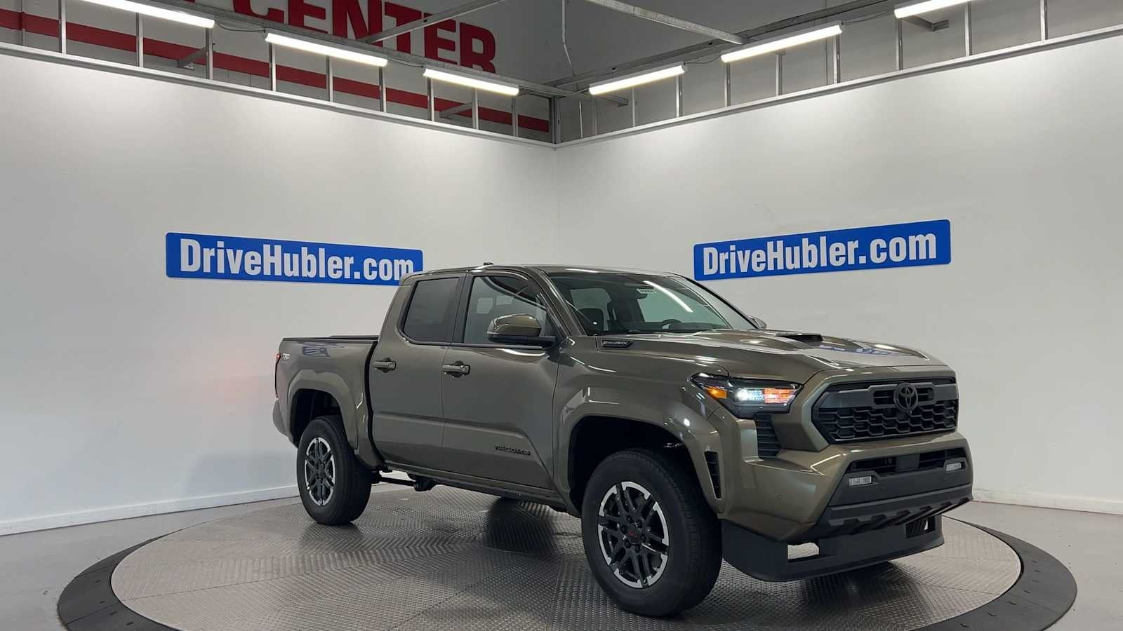 2026 Toyota Tacoma i-FORCE MAX Tacoma TRD Sport