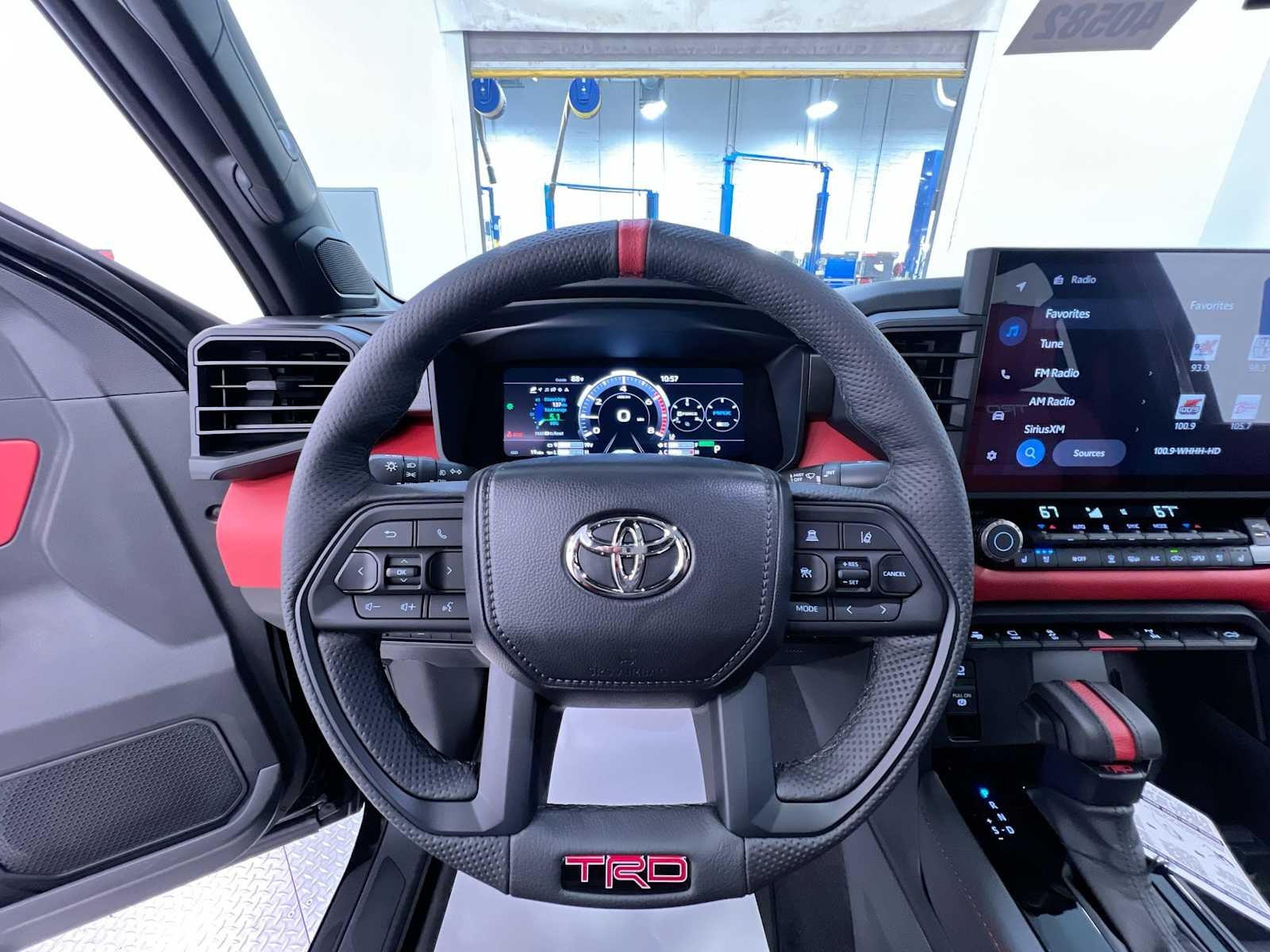 2026 Toyota Tundra i-FORCE MAX Tundra TRD Pro