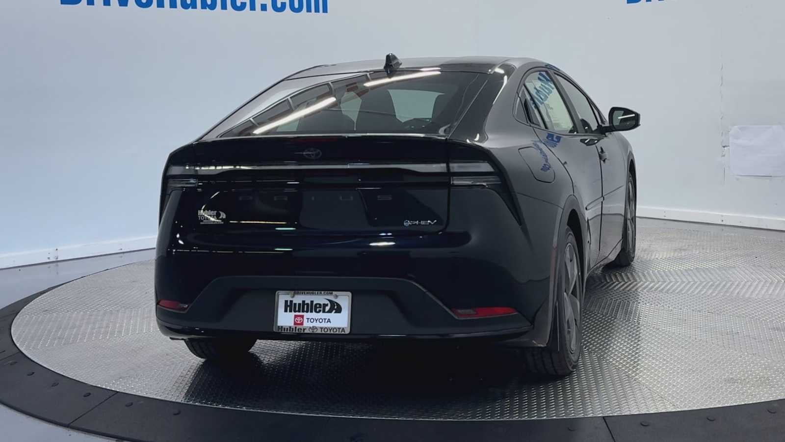 2026 Toyota Prius Plug-in Hybrid SE