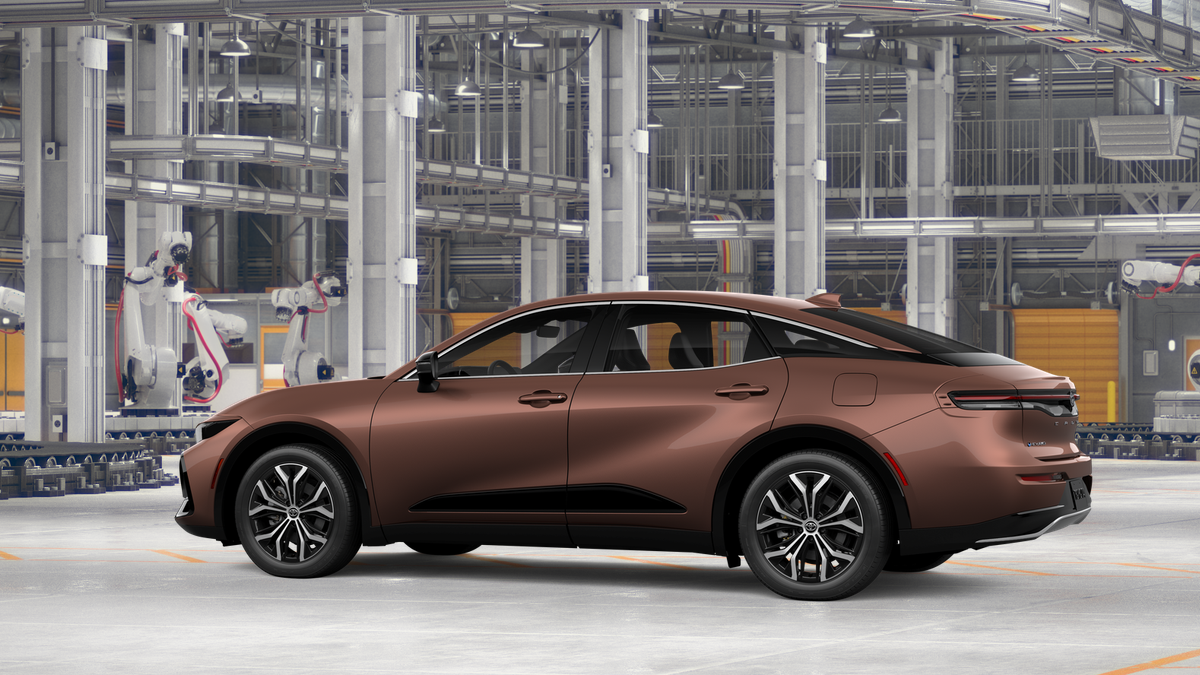 2027 Toyota Toyota Crown XLE