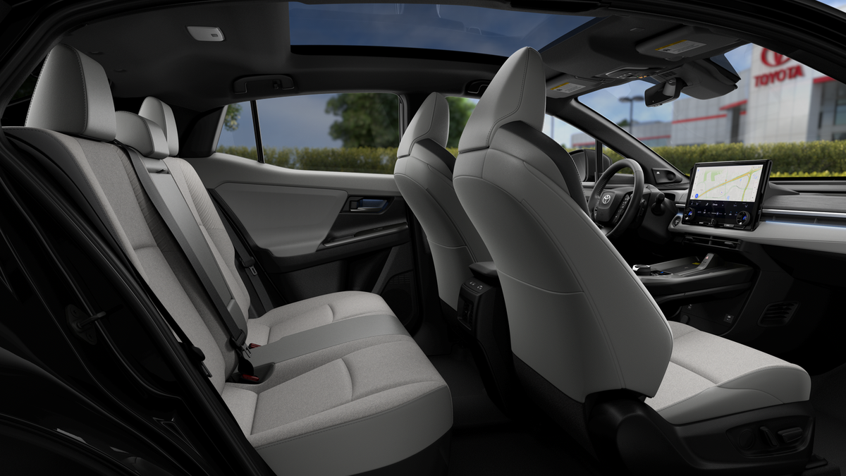 2026 Toyota C-HR XSE