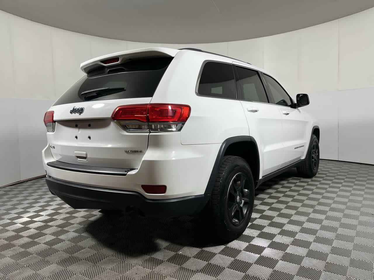 2016 Jeep Grand Cherokee Laredo
