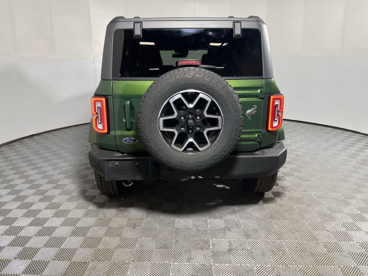 2024 Ford Bronco Outer Banks