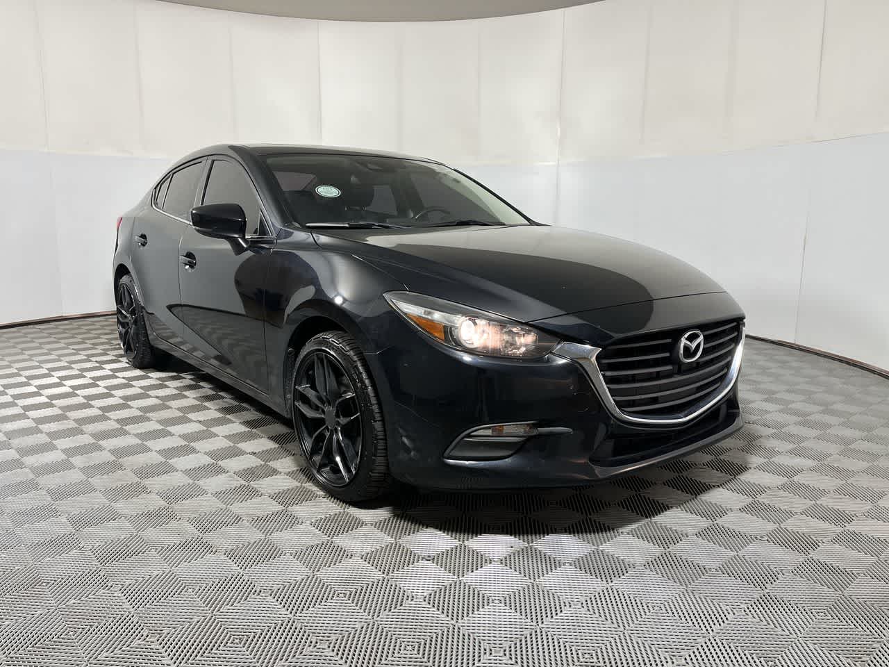 2018 Mazda Mazda3 4-Door Touring