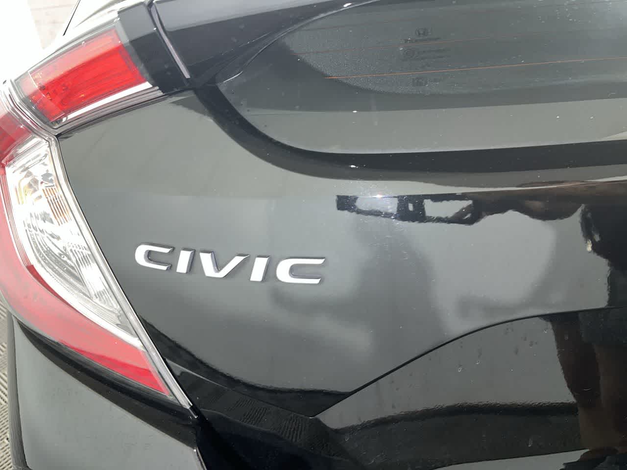 2018 Honda Civic Hatchback LX
