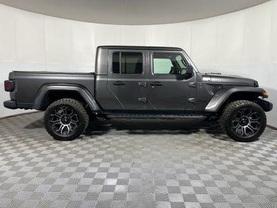 2025 Jeep Gladiator Nighthawk