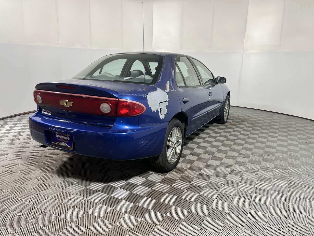 2004 Chevrolet Cavalier Base