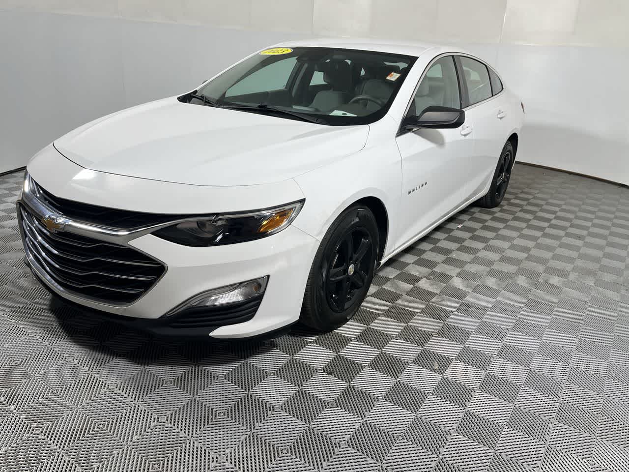 2023 Chevrolet Malibu LS