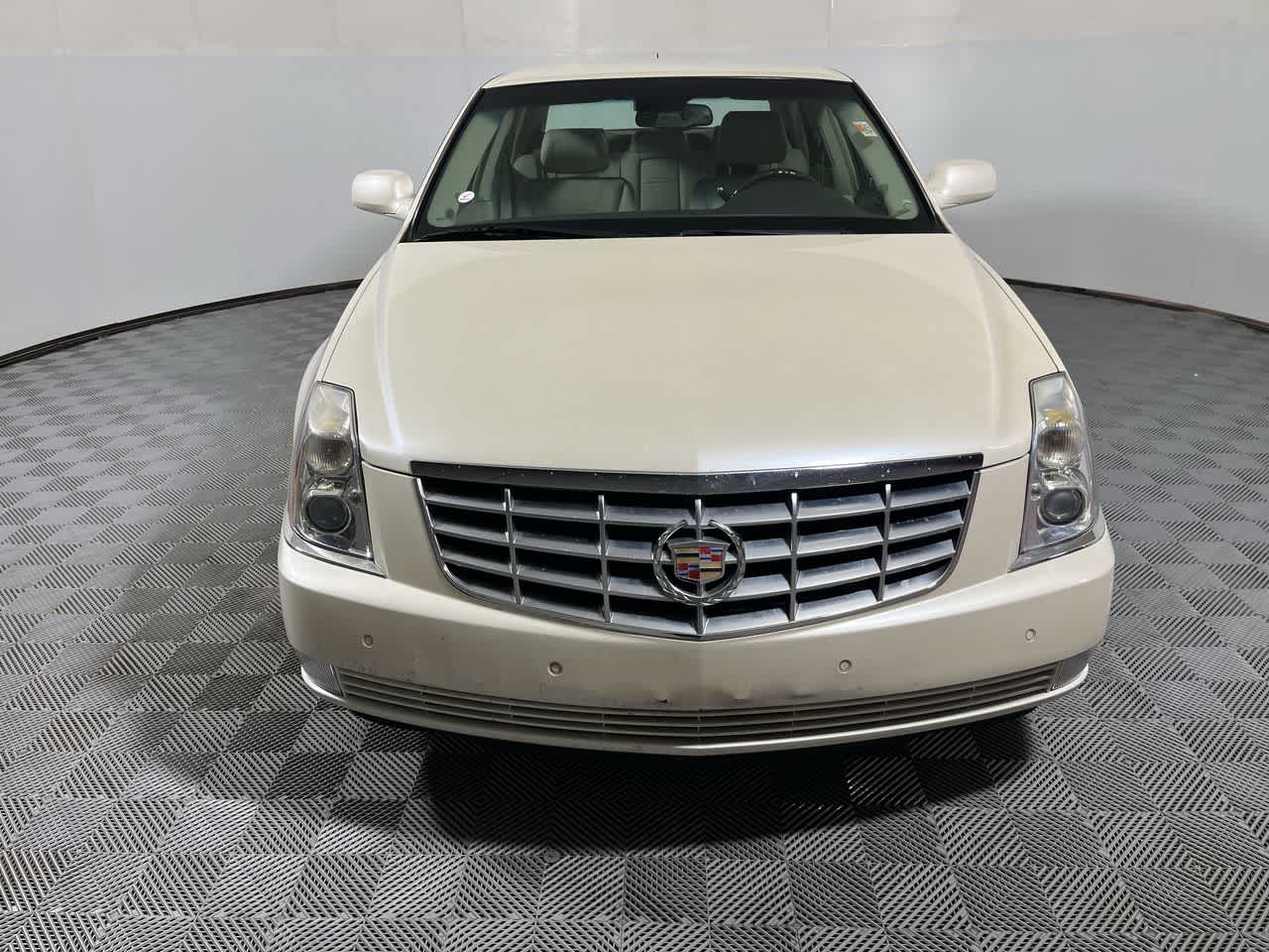2008 Cadillac DTS w/1SD