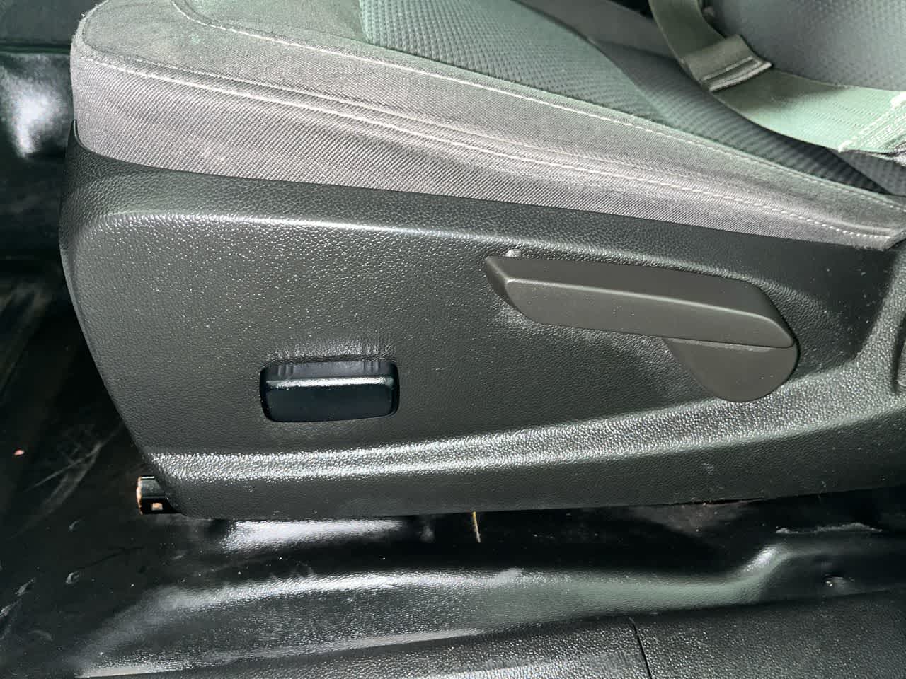 2022 Chevrolet Colorado 2WD LT