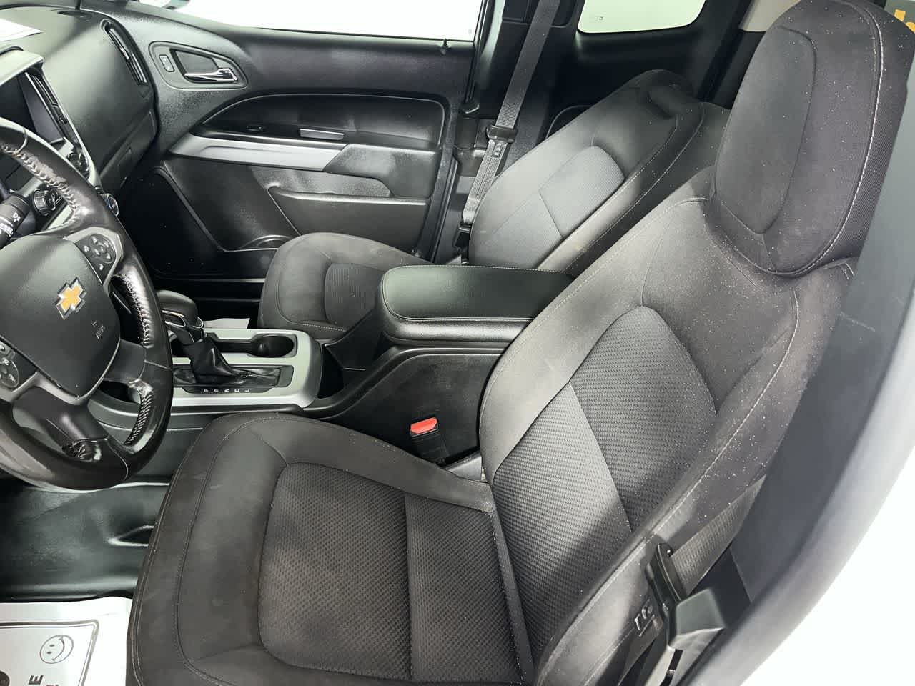 2022 Chevrolet Colorado 2WD LT
