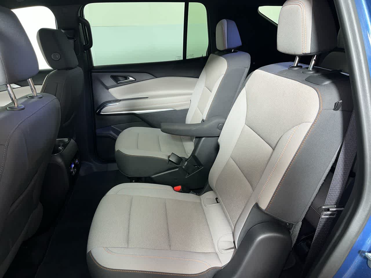 2024 Chevrolet Traverse FWD LT