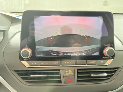 2022 Nissan Altima 2.5 SV