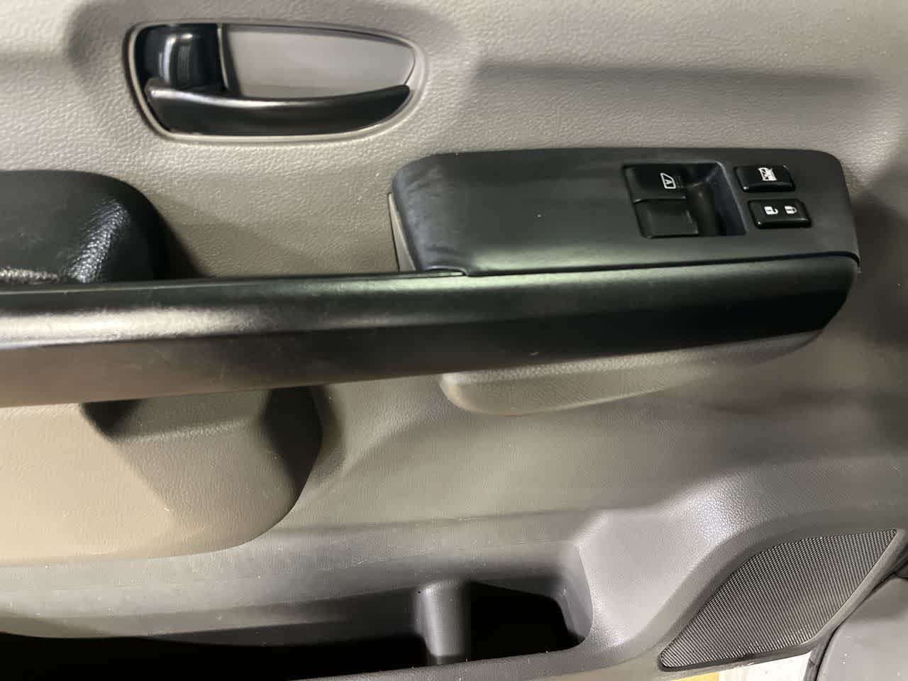2016 Nissan NV2500HD SV