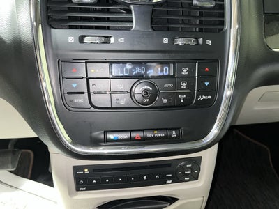 2011 Chrysler Town & Country Touring-L
